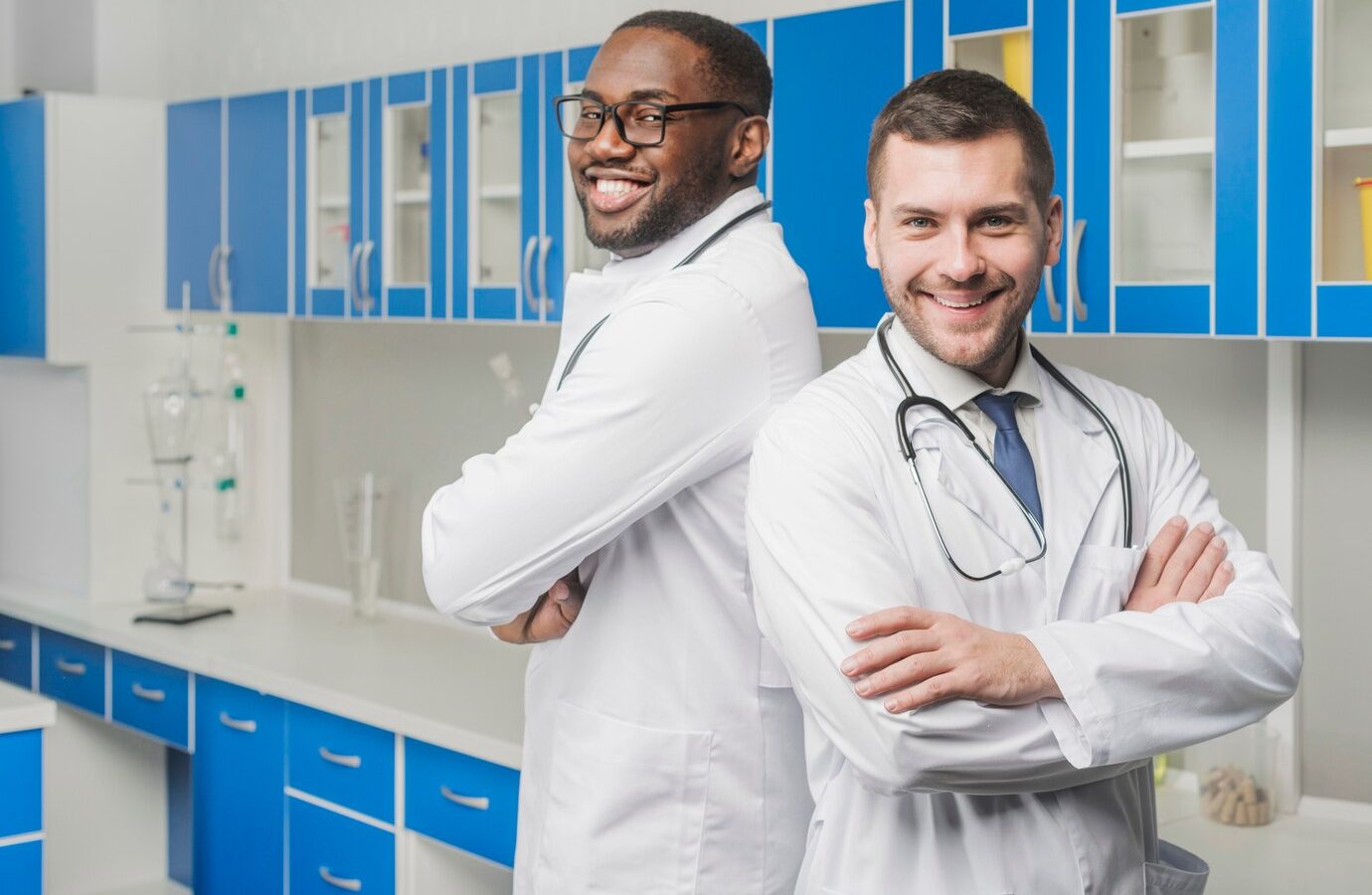 Contribuição da contabilidade para médicos e dentistas - Meu Contador Online