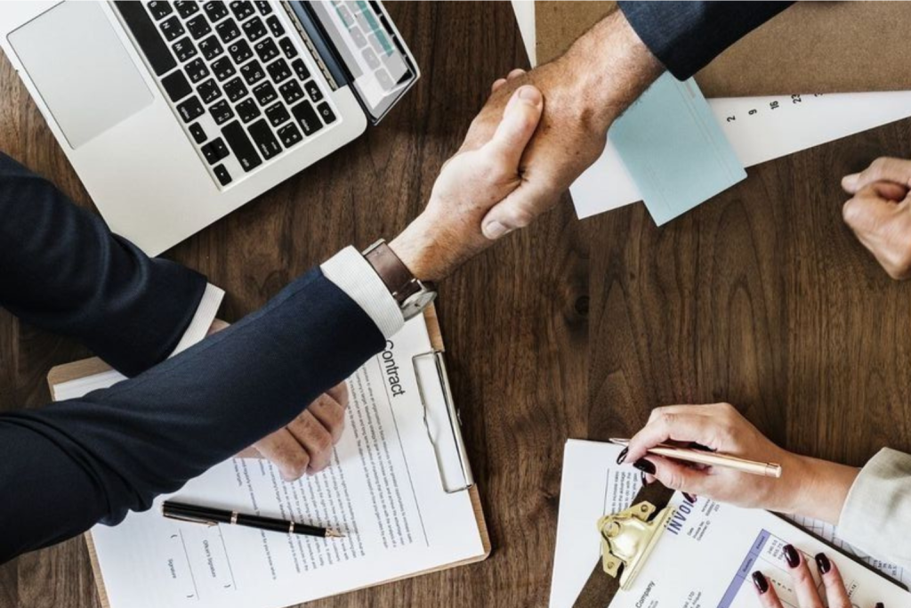 Abrir uma Empresa em 2026: O Guia Definitivo de Planejamento Societário, Tributário e Estrutural - Meu Contador Online