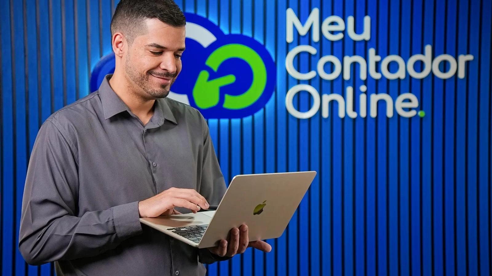 Contador Exclusivo: o que ele faz pelo seu negócio (e por que vale celebrar no Dia do Contador) - Meu Contador Online